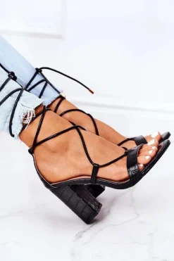 Wiązane Sandały Na Słupku Czarne Catwalk