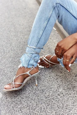 Wiązane Sandały Na Szpilce Z Kwadratowym Noskiem Srebrne Runway