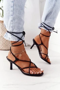 Wiązane Sandały Na Szpilce Z Kwadratowym Noskiem Czarne Runway