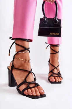 Wiązane Skórzane Sandały Na Obcasie Czarne Crawley