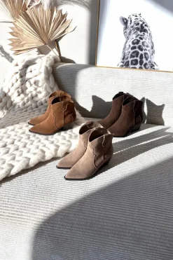 Wsuwane Botki Kowbojki Damskie Z Naturalnego Zamszu Camel Beretta