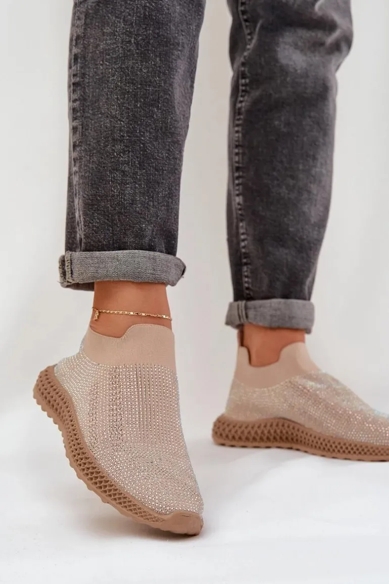 Wsuwane Buty Sportowe Damskie Ze Zdobieniem D&A TW121 Beżowe