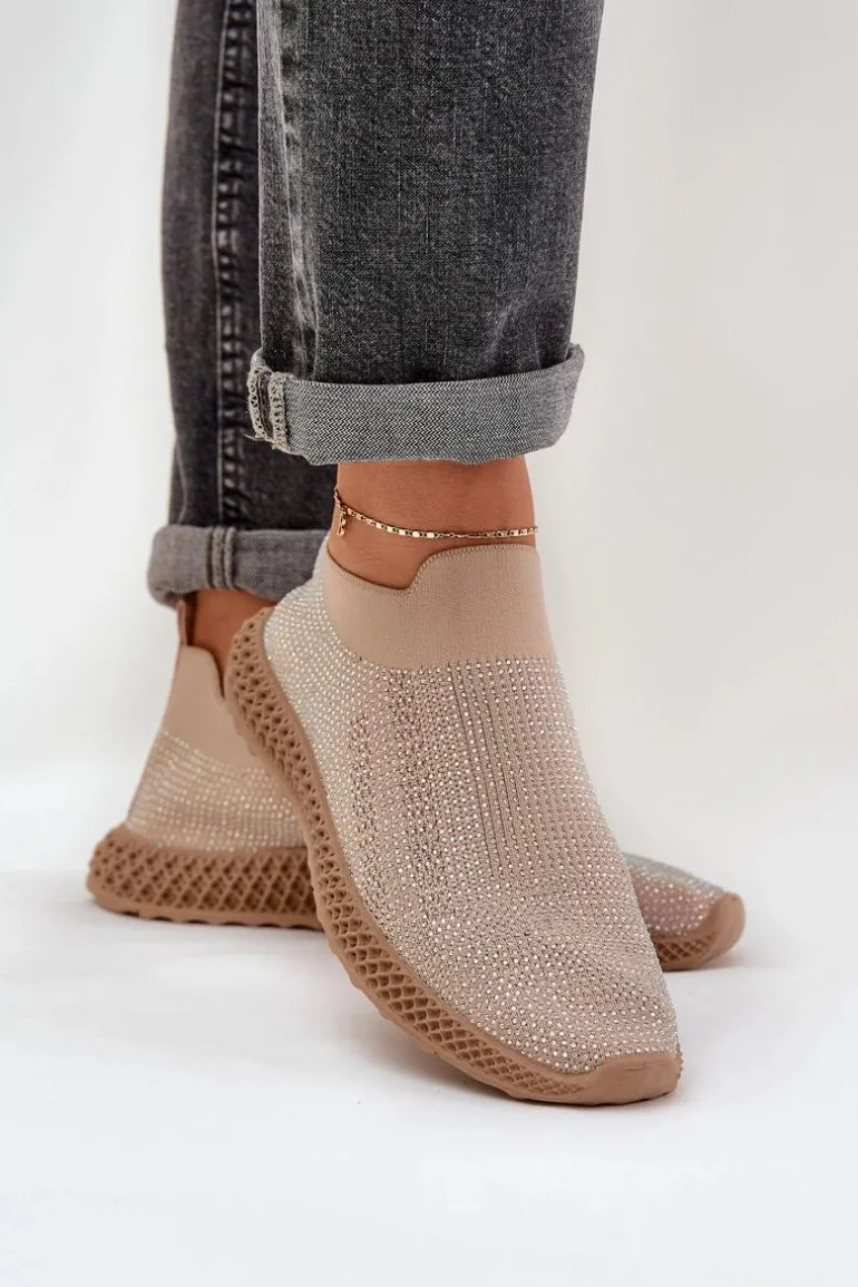 Wsuwane Buty Sportowe Damskie Ze Zdobieniem D&A TW121 Beżowe