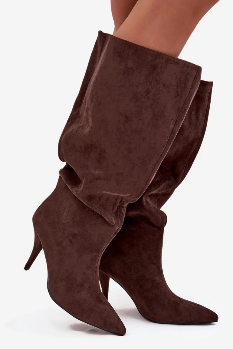 Wsuwane Kozaki Damskie Na Szpilce Z Eko Zamszu Czekoladowe Noretta