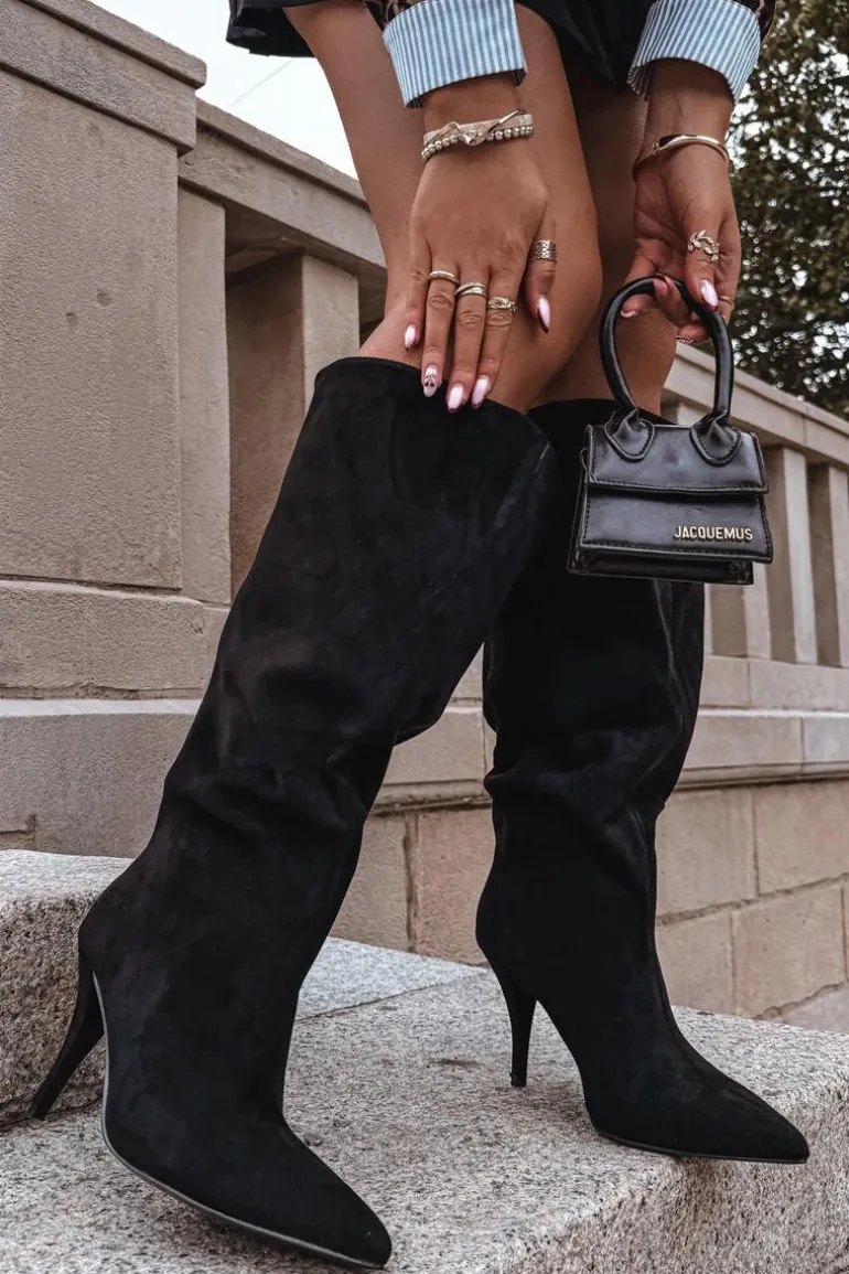 Wsuwane Kozaki Damskie Na Szpilce Z Eko Zamszu Czarne Noretta