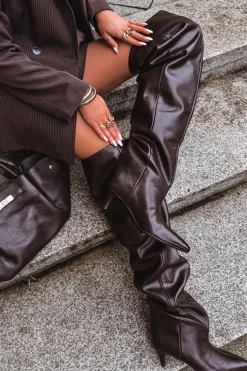 Wsuwane Kozaki Damskie Na Szpilce Czekoladowe Ysolienne