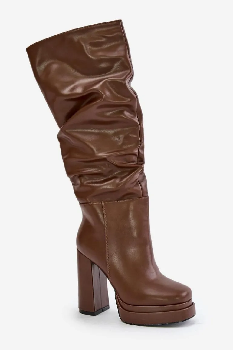 Wsuwane Kozaki Na Słupku I Platformie Z Marszczeniem Ocieplane Brązowe Beridra