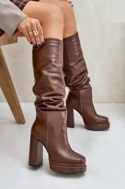 Wsuwane Kozaki Na Słupku I Platformie Z Marszczeniem Ocieplane Brązowe Beridra