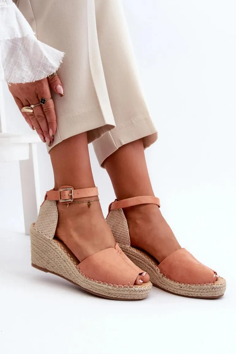 Wygodne Damskie Sandały Na Koturnie Jasnoróżowe Dellia