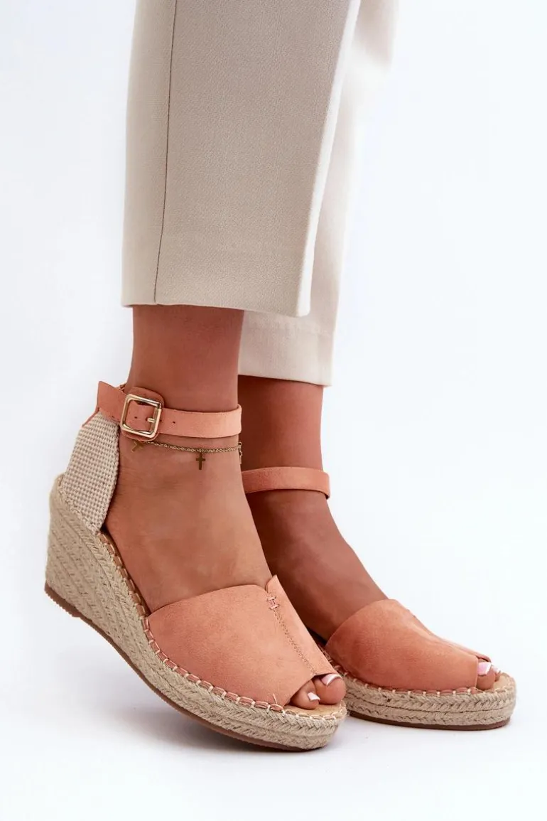 Wygodne Damskie Sandały Na Koturnie Jasnoróżowe Dellia