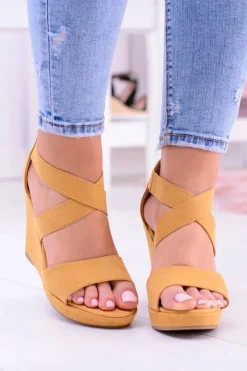 Wygodne Damskie Żółte Sandały Koturny Mirabet