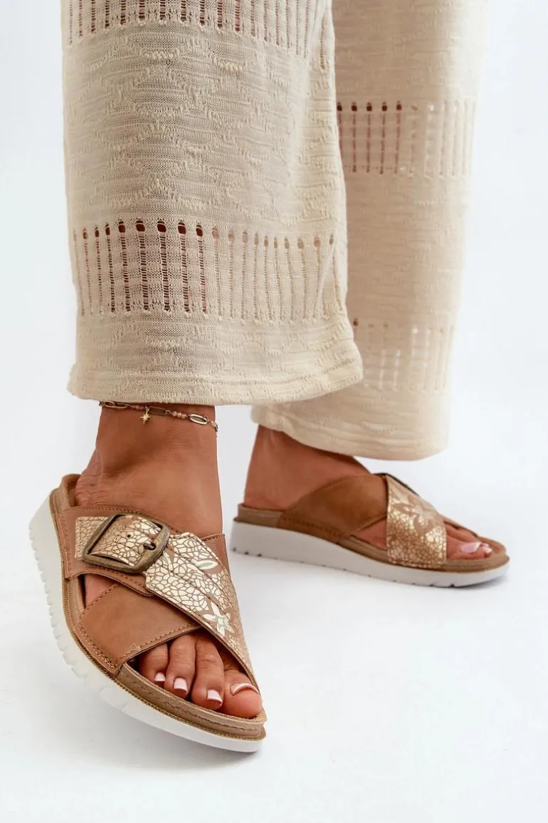 Wygodne Klapki Damskie Z Klamrą Inblu CN000032 Camel