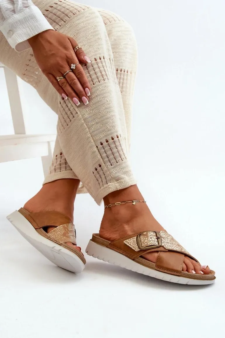 Wygodne Klapki Damskie Z Klamrą Inblu CN000032 Camel