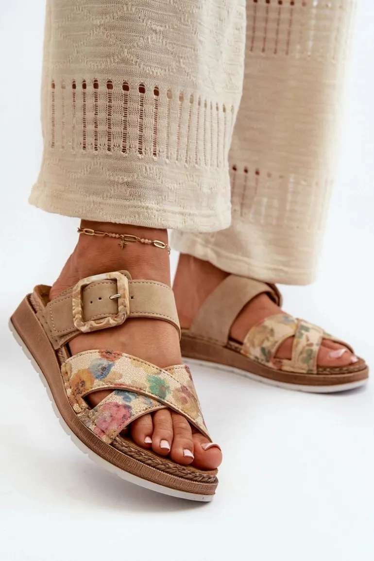 Wygodne Klapki Damskie Z Klamrą W Kwiaty Inblu GS000051 Brązowe