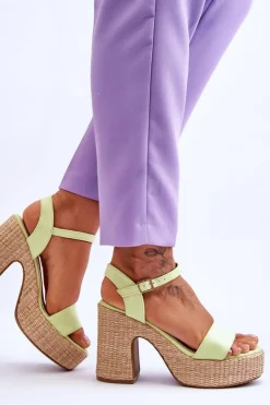 Wygodne Zamszowe Sandały Na Masywnym Słupku Jasnozielone Elishia