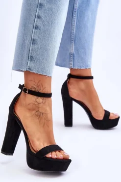Wygodne Zamszowe Sandały Na Wysokim Słupku Czarne Essence