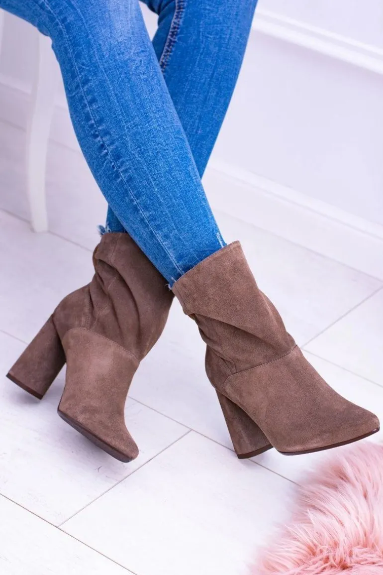 Wysokie Zamszowe Botki na Słupku Laura Messi Khaki 1857