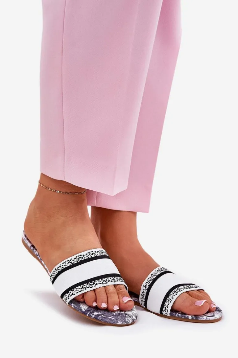 Wzorzyste Płaskie Klapki Damskie Białe Leysi