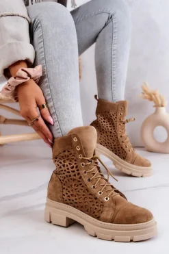 Zamszowe Ażurowe Botki Camel Aileen