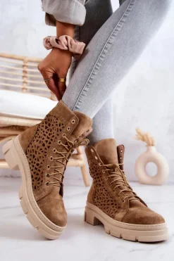 Zamszowe Ażurowe Botki Camel Aileen