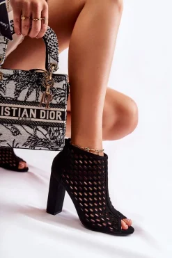 Zamszowe Ażurowe Botki Czarne Jenissa