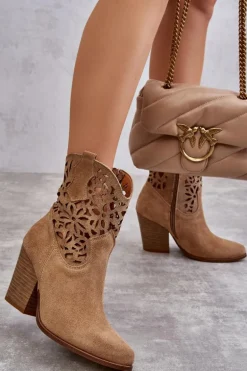Zamszowe Ażurowe Botki Kowbojki Lewski Shoes 3265 Ciemnobeżowe