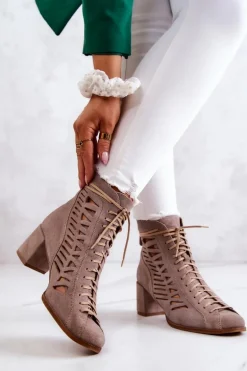 Zamszowe Ażurowe Botki Maciejka 05508-04 Beżowe