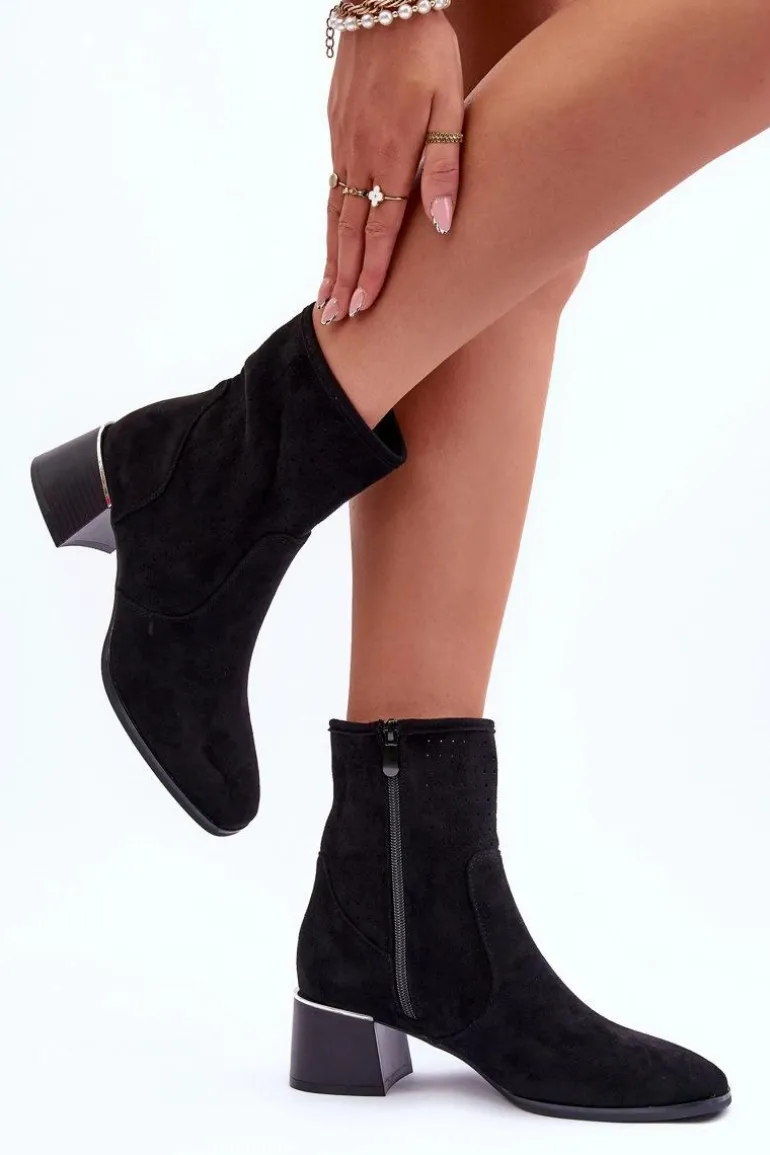 Zamszowe Ażurowe Botki Na Obcasie Czarne Perale