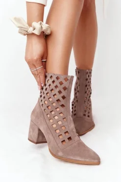Zamszowe Ażurowe Botki Na Obcasie Nicole 2638 Brązowe