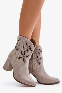 Zamszowe Ażurowe Botki Na Słupku Lewski 3629 Cappucino