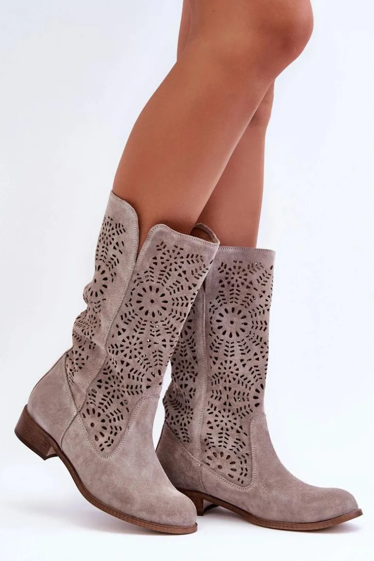 Zamszowe Ażurowe Kozaki Lewski 3366/2 Cappucino