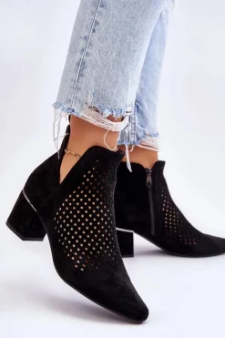 Zamszowe Botki Ażurowe Z Wycięciem Na Obcasie Czarne Blakely