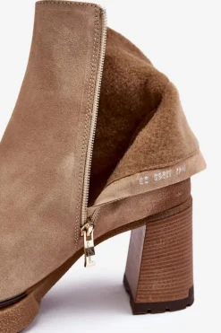 Zamszowe Botki Damskie Na Słupku Beżowe Lemar Remilda