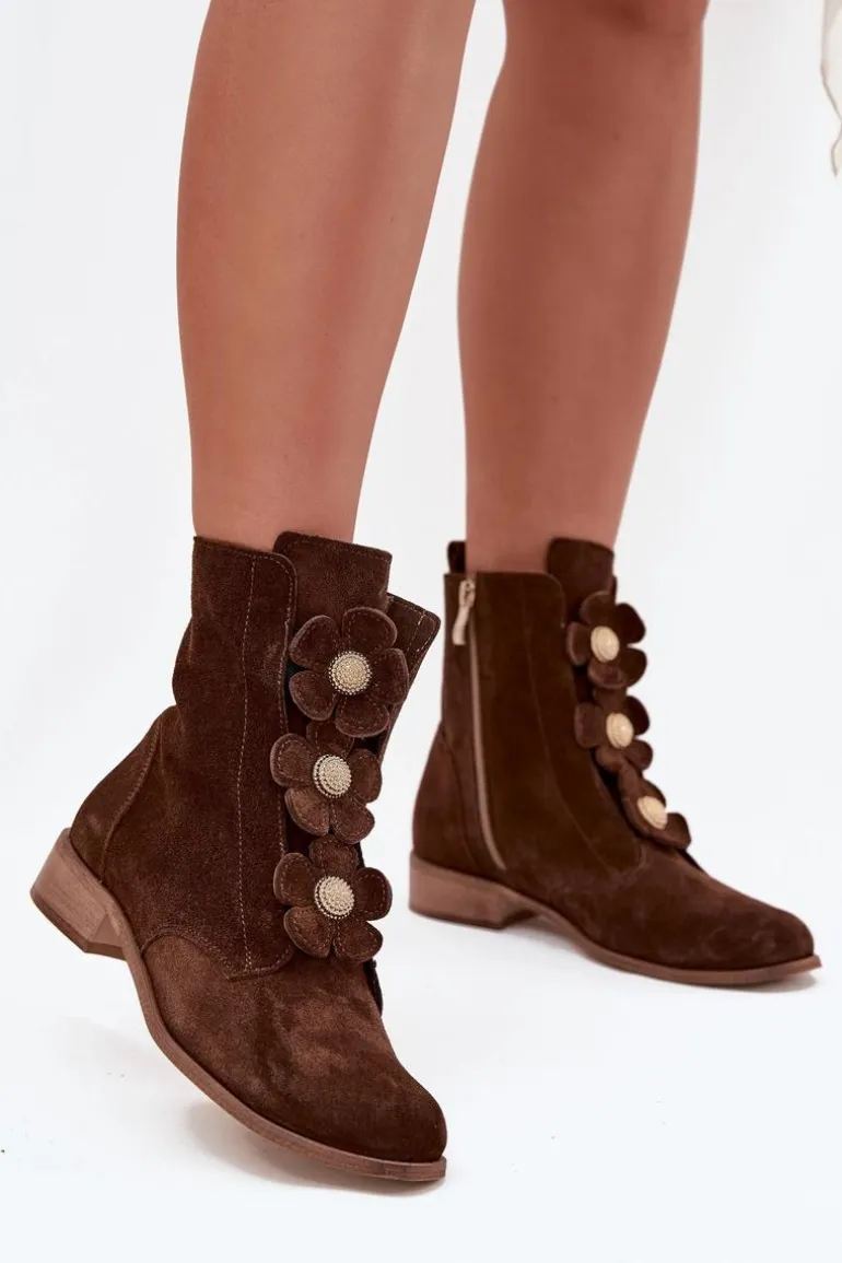 Zamszowe Botki Damskie Z Ozdobnymi Kwiatkami Zazoo 3085 Brązowe