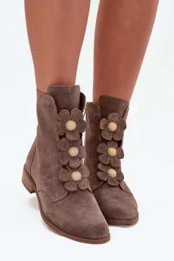 Zamszowe Botki Damskie Z Ozdobnymi Kwiatkami Zazoo 3085 Ciemnobeżowe