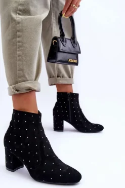 Zamszowe Botki Damskie Zdobione Ćwiekami Czarne Antede