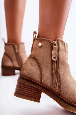 Zamszowe Botki Na Niskim Słupku Beżowe Laurisa