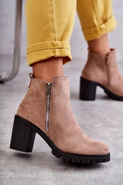 Zamszowe Botki Na Obcasie Z Suwakiem Beżowe Sevione