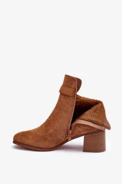 Zamszowe Botki Na Obcasie Z Klamrą Brązowe Bronte