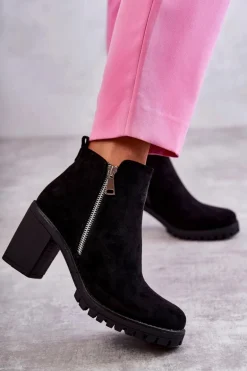 Zamszowe Botki Na Obcasie Z Suwakiem Czarne Sevione