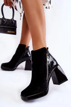 Zamszowe Botki Na Obcasie Geometryczny Wzór Czarne Alienore