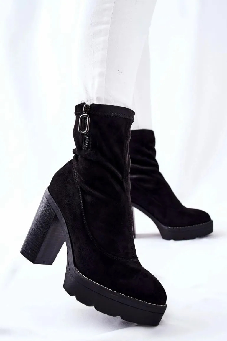 Zamszowe Botki Na Słupku Czarne Marlevo