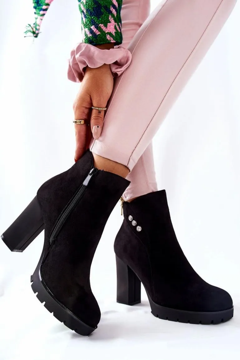 Zamszowe Botki Na Słupku Czarne Lagerlla