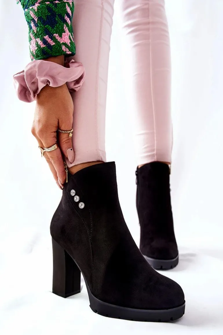 Zamszowe Botki Na Słupku Czarne Lagerlla