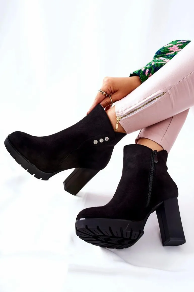 Zamszowe Botki Na Słupku Czarne Lagerlla