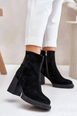 Zamszowe Botki Na Słupku Ocieplane D&A CR42-106 Czarne