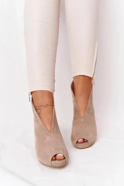 Zamszowe Botki Na Słupku Z Wycięciem Exquisite 1243 Beżowe