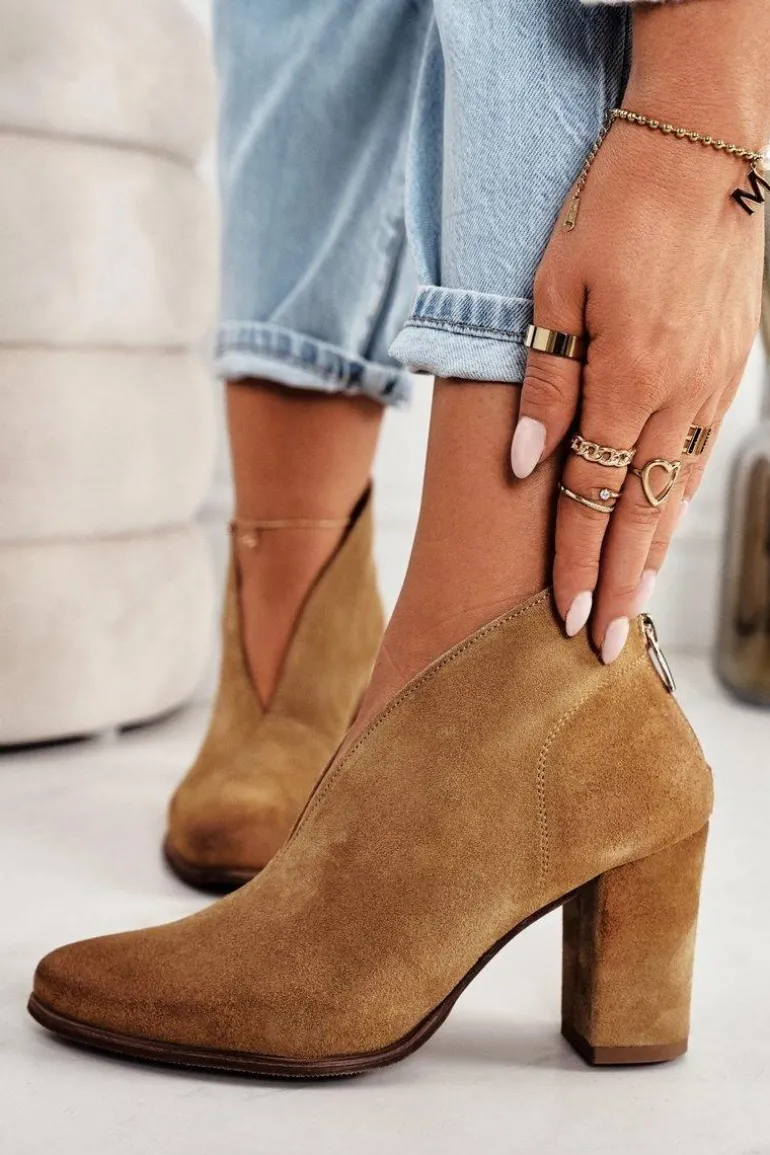 Zamszowe Botki Na Słupku Z Wycięciem Exquisite 1231 Rude