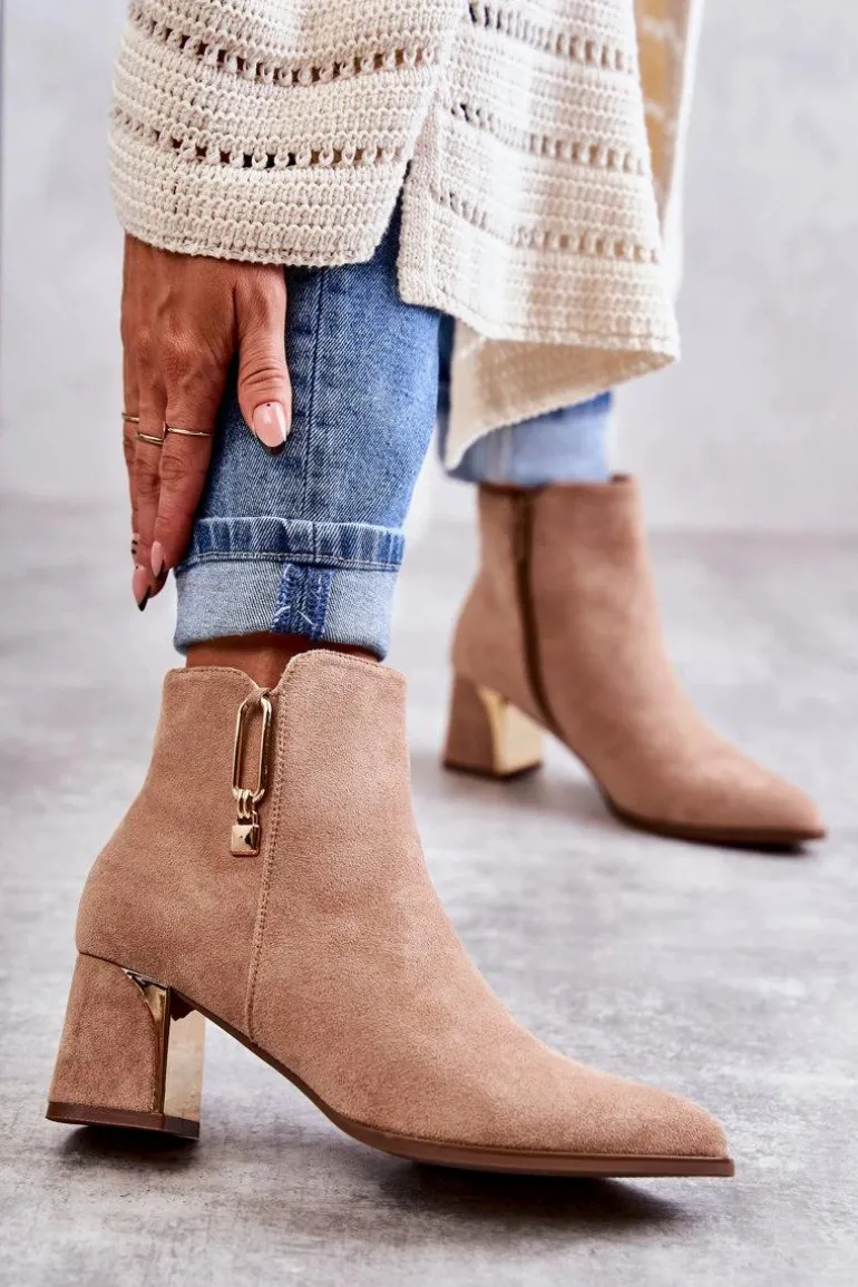 Zamszowe Botki Na Słupku Z Ozdobą Beżowe Erine