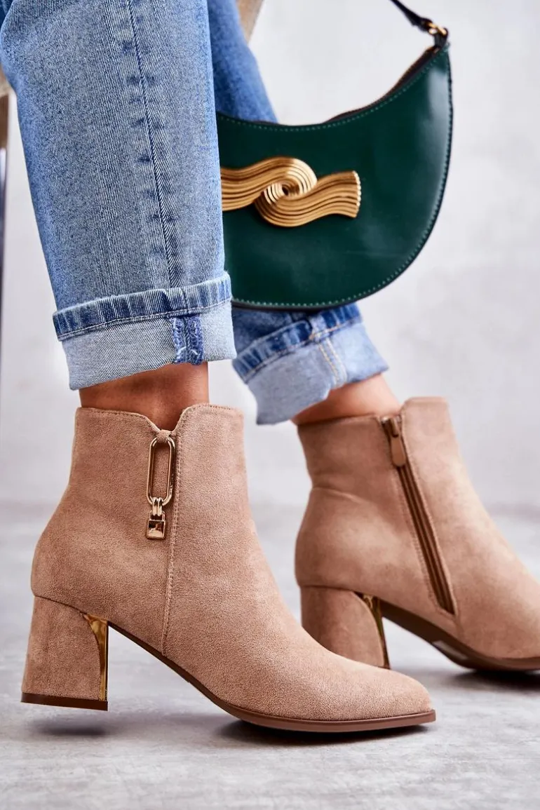 Zamszowe Botki Na Słupku Z Ozdobą Beżowe Erine